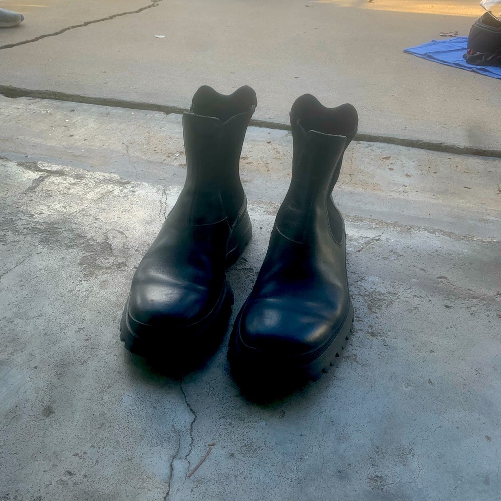 Mens designer boots.